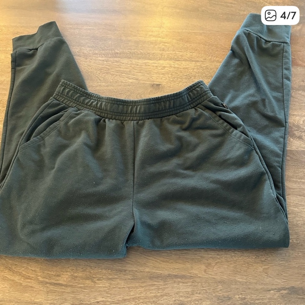 Eddie Bauer women’s sweatpants - Picture 5 of 8